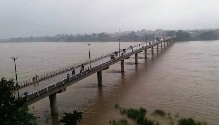 1502625467_NarayaniFlood