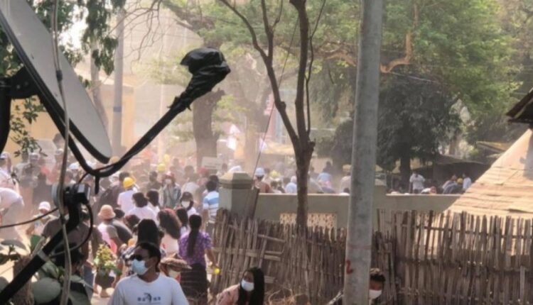myanmarprotest1615195247_1200