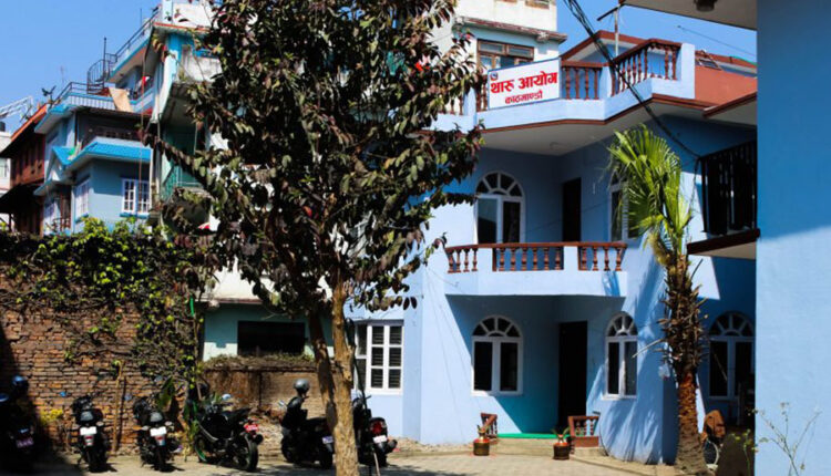 Tharu-aayog