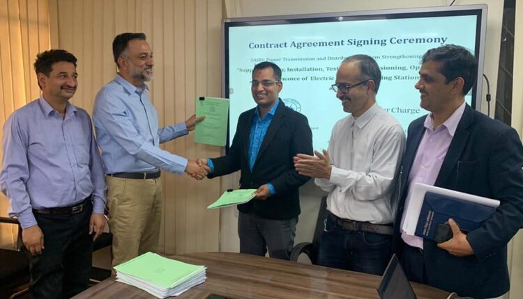 contract_signing_1m75xoVPCh